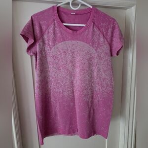 Lululemon Swiftly Tech Short Sleeved Top Size 12